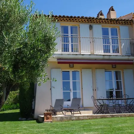 La Maison Du Golf 圣特罗佩